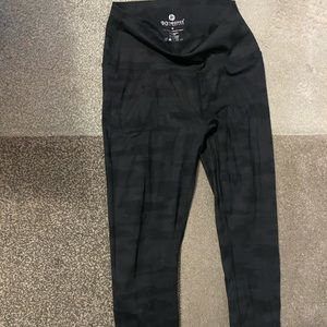 Camo leggings